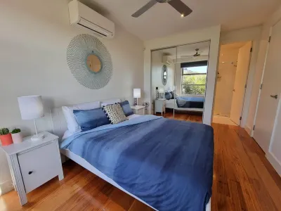 Stylish townhouse in prime location Dromana Hotels near ALDI