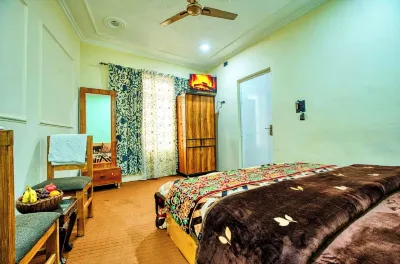 Anjeer villa