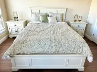 Spacious 4-bedroom house in Odessa with close to restaurants and retail stores.