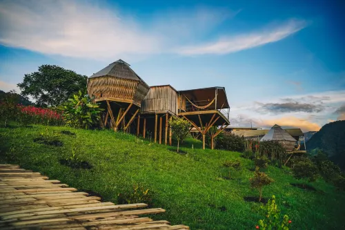 El Nido del Cóndor Ecolodge - Pemandian Air Panas