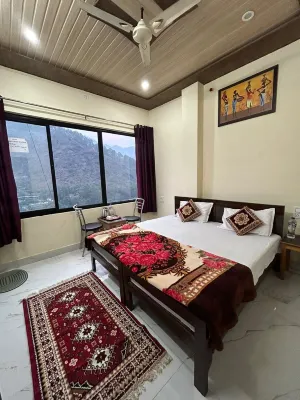 Hotel Royal Sainik