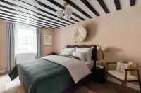 Clemonte Hotel - Your Reception-Less Boutique Hideaway -  Ferienwohnungen