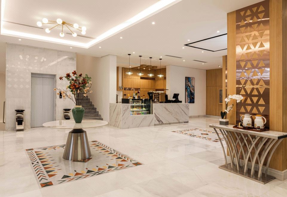 알 카스르 호텔 로비