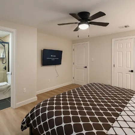 Spacious 4BR, 3BA Home/Oasis Yard Just Minutes from DFW!