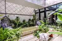 ANANA Casa Karmond | Luxury Villa with Pool Hotels near Casa Hernandez