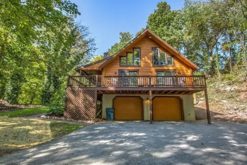 The Columbia Lodge - Family getaway close to home