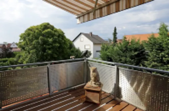 Relaxation in the middle of the vineyards