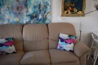 Neat Suite is a downstairs studio