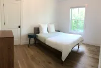 Stockbridge Bowl Lake Community