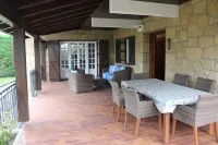 Sagasti-Enea Villa with private pool in the RIOJA Alavesa