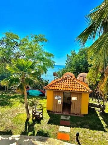 2-BR Modern Oceanfront APT. Pool - 5 min from Playa Sucia & Lighthouse