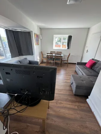 Hounslow west best location London Отели рядом со станцией Станция Хитроу-Терминал 5