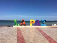 Madero #1: 1BR Modern Studio one block from Malecon