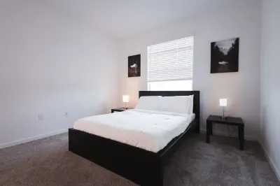 Pool, Fast-WiFi | Spacious, World Class Home Hotels near The Country Club of Winter Haven