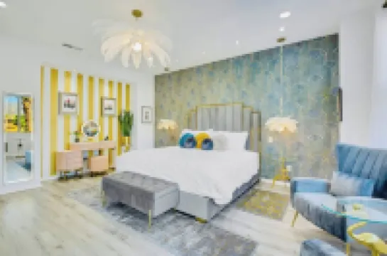 Water Front Luxury/Steam Room+Pool+Spa+BBQ