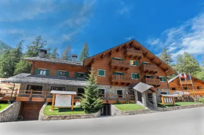 Hotel Chamois d'Or Hotels in Belvedere