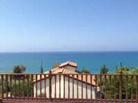BEAUTIFUL HARBOUR VIEW VILLA - DETACHED 3 BED ON 3 FLOORS - POMOS