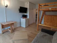 STUDIO AT THE FOOT OF THE SLOPES