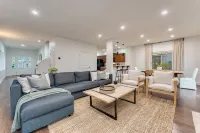 Gorgeously Designed Entire Home!