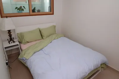 Semi-basement unit nearby Achasan and Children's Grand Park in Seoul