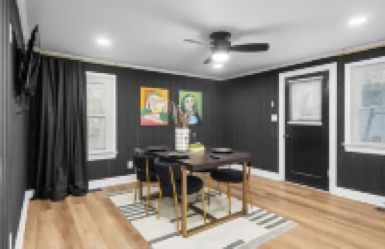 Modern Cottage - City Center