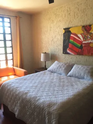 Casa Edilia - Smack in the middle of town/one block from the beach