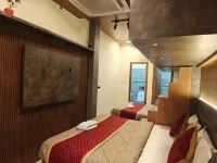 Grand Inn