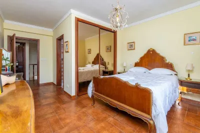 Leuzea Villa, Seixal, Setubal