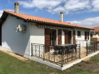 Maison for 8 people, Air conditioning, Enclosed garden, Wifi, Parking