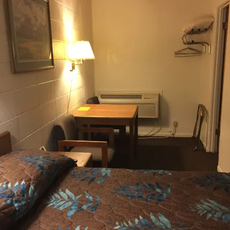 Lazy U Motel