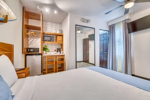 New Amazing 1bd/1ba Apt Walking distance to Ocean