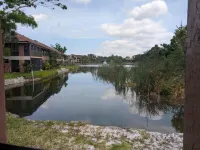 Literally 3 mins from Siesta with its number 1 beaches!!!!Location! Location!