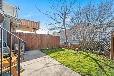 Spacious & Quiet, 5 Min Walk to Main St, Rooftop Lounge! Hotel in zona Morris Arboretum of the University of Pennsylvania