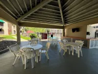 Beach, Pool, King Bed 1st Floor Spacious Apartment in Naguabo Hotels in Hucares