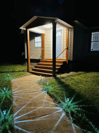 Cozy 3-bedroom house in fabulous Decatur , AC, WiFi