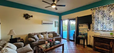 Private Floor Unit-Plunge Pool-WaterFront-Sunset Views-Full Kitchen-Quiet Area Hotels in 