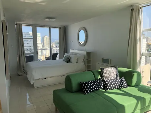 Chic Bright Beautiful Studio with Ocean View CONDADO and parking