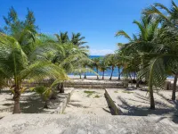 Andy's Inn 2 Bamboo Studio Suite - Charming Studio with beach access