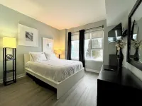 Century park Condo Oasis