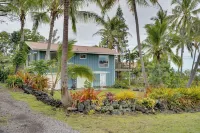 Breezy Kailua-kona Bungalow w/ Lanai & Ocean View! Hotels in Kalaoa