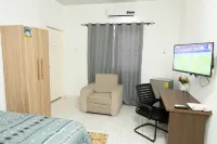 Warapie Lodge Hotels in Komenda