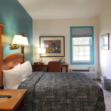 Ivey House Everglades Adventures Hotel