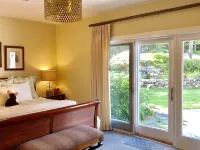 Stone Hill Inn