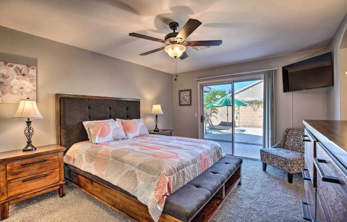Outdoor Kitchen, Heated Pool: Gilbert Retreat!