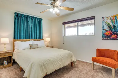 Patio & Mtn Views: Wickenburg 'trail Head House' Hotels near The Jail Tree