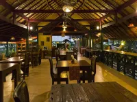 คันทรี เลค เนเจอร์ ลอดจ์ โรงแรมในอำเภอ พยุหะคีรี