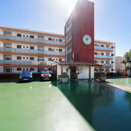 Apartamentos Strelitzias