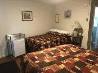 Evergreen Motel