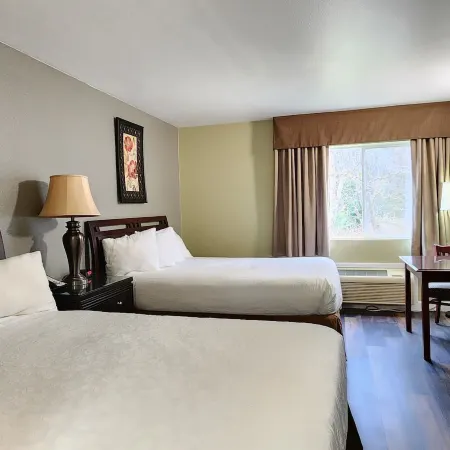 Crest Trail Lodge