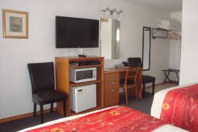 Bo-Mark Motel